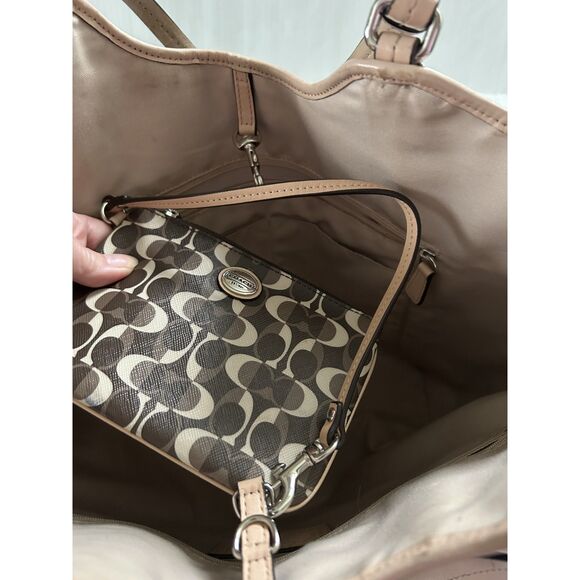 Coach Brown Peyton Dream Brown Signature Tote Bag and Wristlet Set - Picture 16 of 16